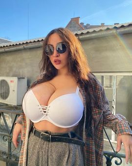 લુઈસા કિવમાં રહે છે લુઈસા કિવમાં રહે છે