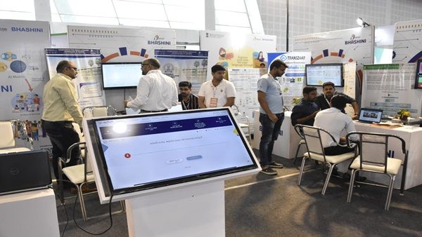 બાકીની 11 ભાષાઓ પર કામ ચાલુ છે