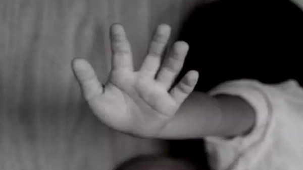 ઘણી છોકરીઓ સાથે આવું કર્યું ઘણી છોકરીઓ સાથે આવું કર્યું