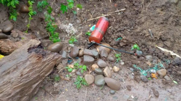 જમ્મુ કાશ્મીરના અનખુર સેક્ટરમાં મળ્યા સંદિગ્ધ સિલિન્ડર, બોમ્બ સ્કવોડની ટીમ ઘટનાસ્થળે પહોંચી