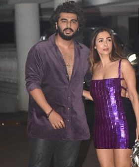 પાર્ટીમાં આ સેલેબ્સ પણ જોવા મળ્યા