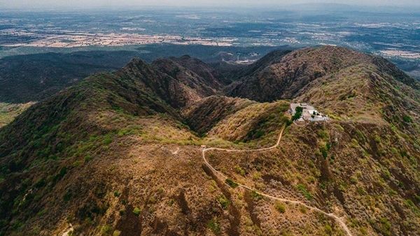 મંગળ ગ્રહ જેવી જ જગ્યા છે આ સ્થળો, ગુજરાતમાં પણ છે એક સ્થળ