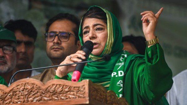 ફરી દેખાયો મહેબુબા મુફ્તિનો પાકિસ્તાન પ્રેમ, PoK પર કહી આ વાત