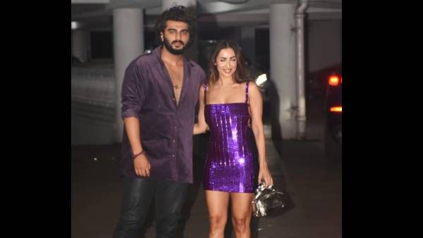 મેચિંગ આઉટફિટમાં જોવા મળ્યા