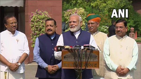 આ બિલો પર છે સરકારનું ધ્યાન આ બિલો પર છે સરકારનું ધ્યાન