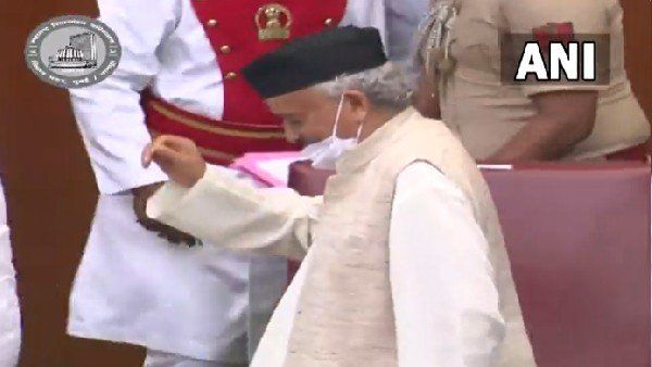 શું છે ભગત સિંહ કોશિયારીનું નિવેદન