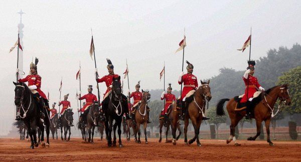 સેનાની આ ત્રણ રેજિમેન્ટમાંથી સૈનિકોની પસંદગી કરવામાં આવે છે