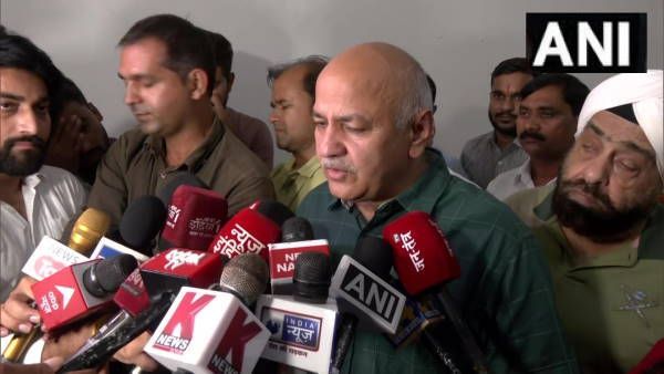 કેજરીવાલ સરકારે વધાર્યો મંત્રીઓ અને ધારાસભ્યોનો પગાર, જાણો કેટલો થયો વધારો