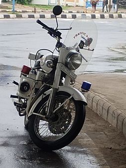 પાટનગર ગાંધીનગરમાં ટ્રાફિક નિયમોના પાલન માટે પોલીસતંત્ર સજ્જ!