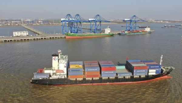 શ્રીલંકા રાષ્ટ્રીય સંપત્તિ વેચી રહ્યું છે શ્રીલંકા રાષ્ટ્રીય સંપત્તિ વેચી રહ્યું છે