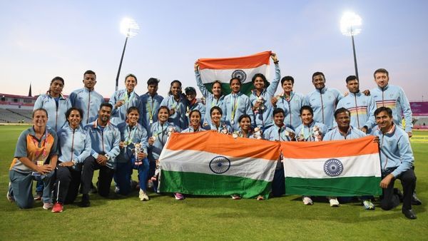 CWG 2022: કુલ 61 મેડલ સાથે ચોથા સ્થાને રહ્યુ ભારત, 22 ખેલાડીઓએ જીત્યો ગોલ્ડ