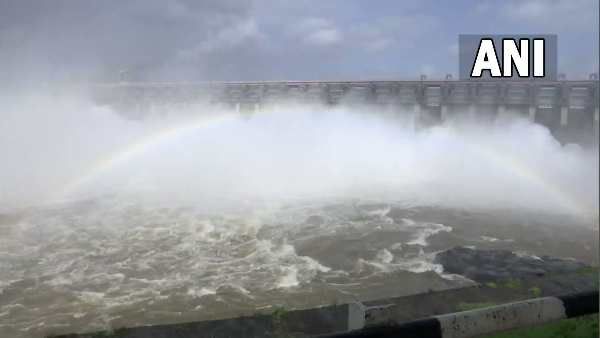 ગુજરાતમાં આગામી 24 કલાક અતિ ભારે વરસાદની સંભાવના, 12 જિલ્લામાં એલર્ટ