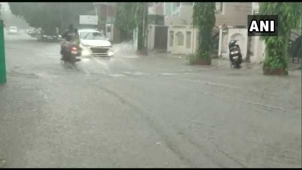 રાજ્યમાં વરસાદી સિસ્ટમ સક્રિય, આગામી બે દિવસ ભારેથી અતિ ભારે વરસાદની આગાહી