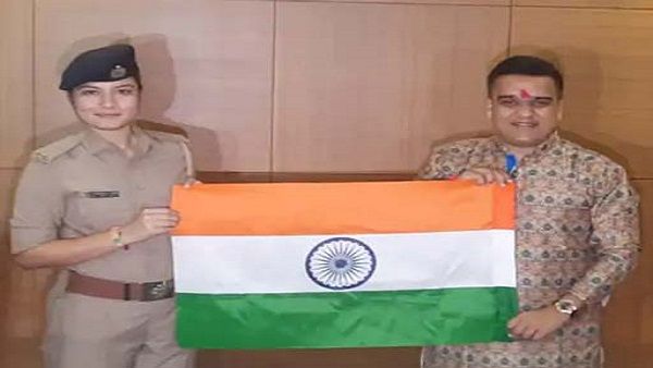 પોલીસમાં ગ્રેડ પે મુદ્દે કેજરીવાલ પર હર્ષ સંઘવીના પ્રહાર!