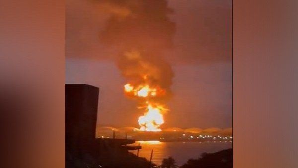 ક્યૂબામાં ઓઈલના ટેન્કરમાં લાગી ભીષણ આગ, 80 લોકો ઘાયલ