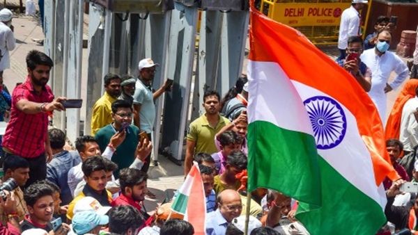 પતંગ ઉડાડવી એ સ્વતંત્રતા દિવસની પરંપરા બની ગઈ છે