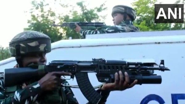 વિસ્ફોટ બાદ બે મૃતદેહ મળ્યા