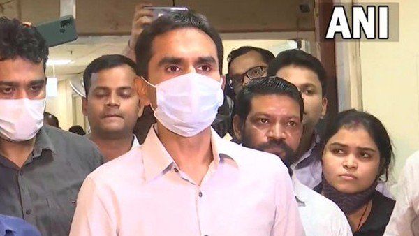 આર્યન ખાનને ગિરફ્તાર કરનાર સમીર વાનખેડેને જાતી તપાસ સમિતિએ આપી ક્લીનચીટ