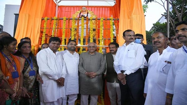 મુખ્યમંત્રી ભૂપેન્દ્ર પટેલ દ્વારા અમદાવાદ કોર્પોરેશનના પાર્ટી પ્લોટનું અહિલ્યાબાઇ હોલકર નામકરણ કરાયુું