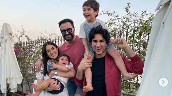 ભાઈ-બહેન સાથે ફોટો