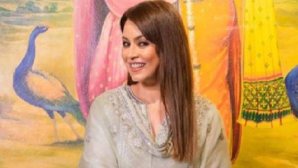 ત્રણ વર્ષ સુધી કર્યુ ડેટ