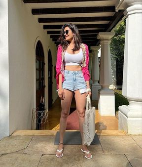 કરિશ્મા આ ફિલ્મોમાં જોવા મળી છે