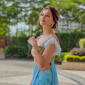 રૂબિનાએ ફોટોશૂટ માટે પોઝ આપ્યા