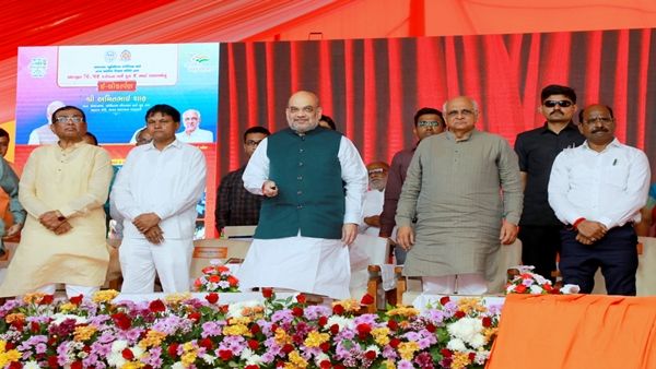 કેન્દ્રીય ગૃહ અમિત શાહ અને CM ભૂપેન્દ્ર પટેલના હસ્તે 4 અનુપમ(સ્માર્ટ) શાળાઓનું ઈ-લોકાર્પણ