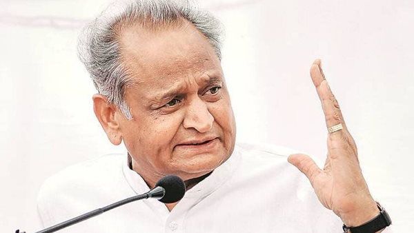 અધ્યક્ષ રેસમાં અશોક ગેહલોત કેમ સૌથી આગળ છે? અધ્યક્ષ રેસમાં અશોક ગેહલોત કેમ સૌથી આગળ છે?