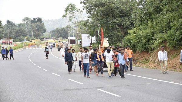 પુનમના મેળાનો ભક્તિમય માહોલમાં શુભારંભ પુનમના મેળાનો ભક્તિમય માહોલમાં શુભારંભ