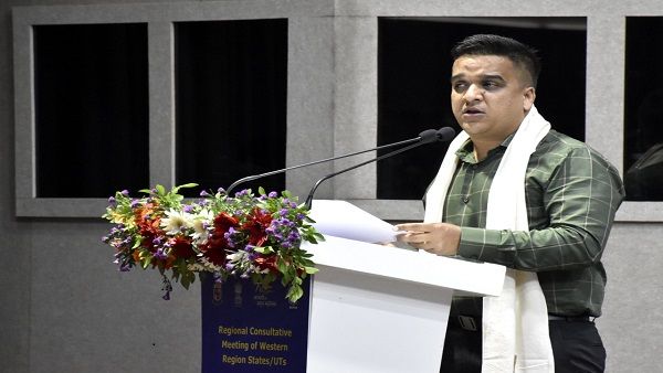 અંગદાનમાં મળેલાં અંગોને VVIP કરતાં પણ વધુ ઝડપે ગ્રીનકોરિડોર દ્વારા એરપોર્ટ પહોંચાડવામાં આવે છે: હર્ષ સંઘવી