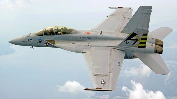 F/A-18E/F સુપર હોર્નેટ ફાઈટર જેટ