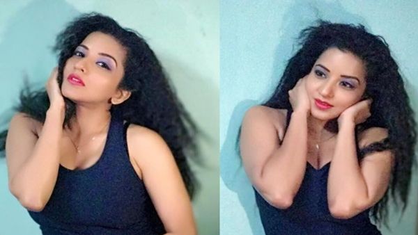 મોના લિસાના પાર્ટી લુકે સોશિયલ મીડિયા પર લગાવી આગ, ફેન્સે કરી આવી કોમેન્ટ્સ