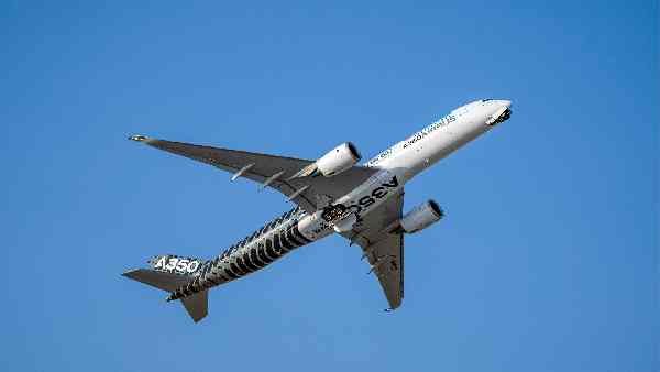 અમેરિકી શખ્સે પ્લેન હાઇઝેક કરી ઉડાવ્યુ, વોલમાર્ટ સ્ટોર પર ક્રેશ કરવાની આપી ધમકી