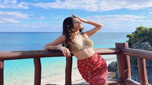 એક્ટિવ છે અભિનેત્રી એક્ટિવ છે અભિનેત્રી