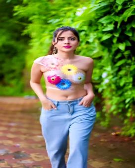 'મેં તારા પર બળાત્કાર કર્યો?', પાપારાઝીને જોઈને ઉર્ફી જાવેદ બોલી અપશબ્દો