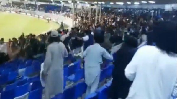 સ્થિતિ એટલી બેકાબૂ બની ગઈ કે, સ્થિતિ એટલી બેકાબૂ બની ગઈ કે,