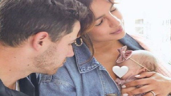 દેશી ગર્લ પ્રિયંકાએ દિકરી માલતી સાથેના ક્યુટ ફોટા કર્યા શેર