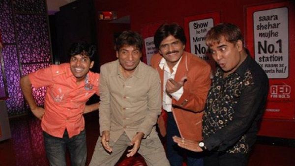 'કૉમેડીની દુનિયાને કોઈની નજર લાગી ગઈ...' 'કૉમેડીની દુનિયાને કોઈની નજર લાગી ગઈ...'