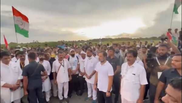 ભારત જોડો યાત્રામાં મુલાયમસિંહ યાદવને રાહુલ ગાધી સહિતના નેતાઓએ શ્રદ્ધાંજલિ આપી!