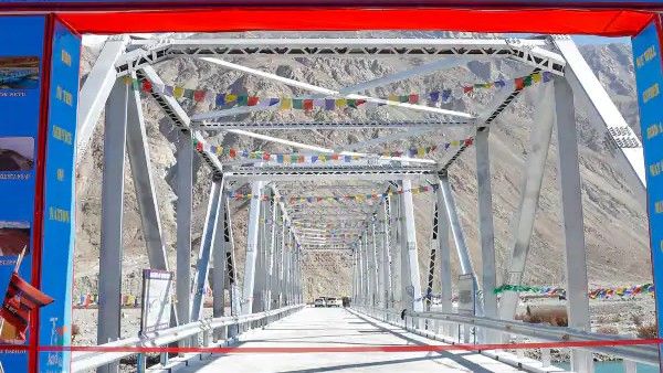 હવે ગલવાન સુધી પહોંચશે ભારતીય ટેંક, ભારત માટે કેટલો મહત્વનો શ્યોક-સેતુ?