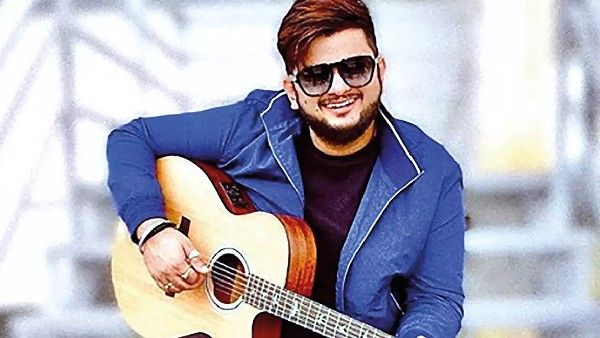 વિશાલ મિશ્રા વિશાલ મિશ્રા