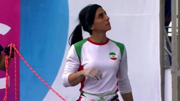 Elnaz Rekabi: હિજાબ પહેર્યા વગર રમવા ઉતરી ઇરાની મહિલા, રહસ્યમયી રીતે થઇ ગાયબ