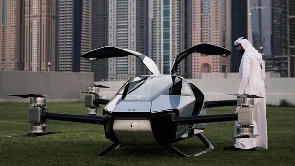 ઉડતી કારનું સપનું થયું સાકાર, આ દેશે લોન્ચ કરી ફ્લાઇંગ ટેક્સી