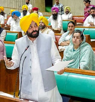 પંજાબ વિધાનસભામાં વિશ્વાસ પ્રસ્તાવ પર ચર્ચા, કોંગ્રેસે બાયકોટ કર્યો!