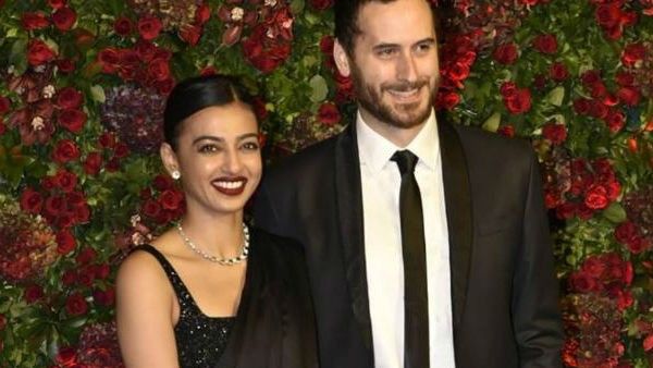 રાધિકા આપ્ટે-બેનેડિક્ટ ટેલર રાધિકા આપ્ટે-બેનેડિક્ટ ટેલર