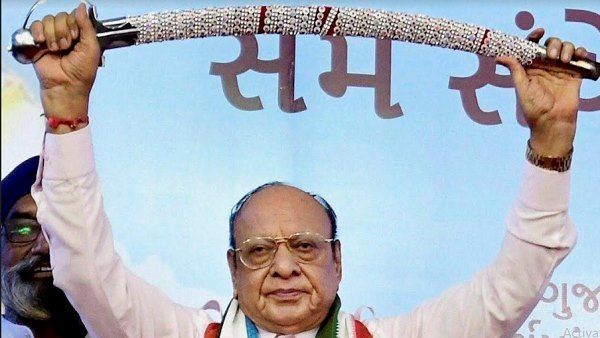 Gujarat Assembly elections 2022 : પૂર્વ મુખ્યમંત્રી શંકરસિંહ વાઘેલાના પુત્ર કોંગ્રેસમાં જોડાયા, ભાજપ વિશે કહી