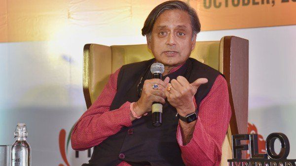 શશિ થરૂરનો દાવો- ઘણા નેતા ઇચ્છતા હતા કે હું ચૂંટણી ના લડુ, રાહુલ ગાંધી સાથે દબાવ બનાવવાનો હતો પ્લાન