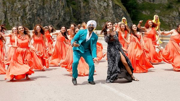 સિંઘ ઇઝ બ્લિંગ