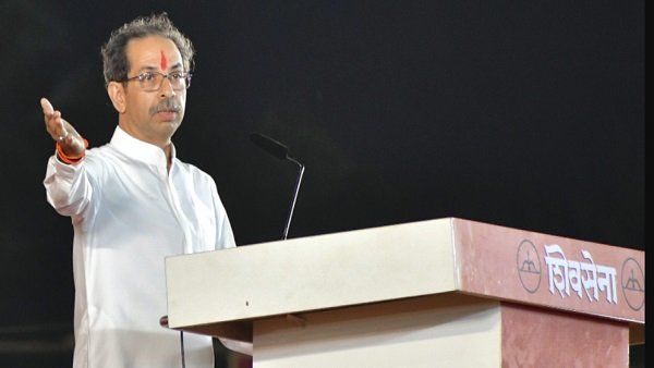 ઉદ્ધવ ઠાકરેના ખેમાને મળશે પાર્ટીનુ નવુ નામ અને ચૂંટણી ચિહ્ન, ECIને આપ્યા 3 ઓપ્શન